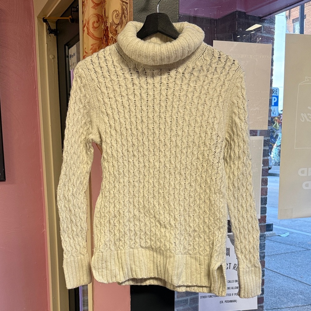 Vintage J. Crew Ivory Cable Knit Turtleneck Sweater